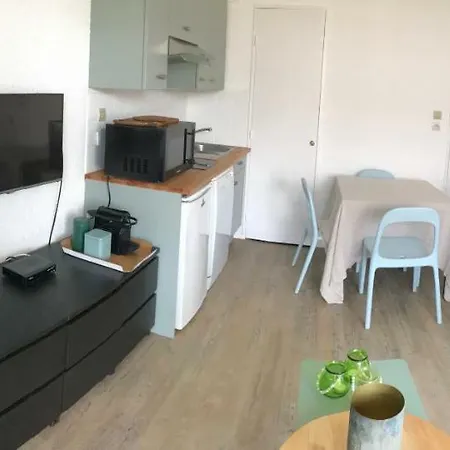 Au Petit Bonheur